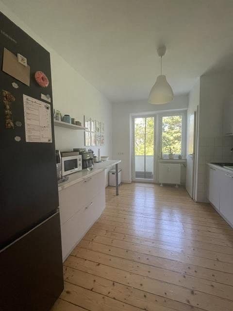Prenájom bytu 3-izbový 91 m², Richardstraße 60, Düsseldorf, Severné Porýnie - Westfálsko Prenájom bytu 3-izbový 91 m², Richardstraße 60, Düsseldorf, Severné Porýnie - Westfálsko
