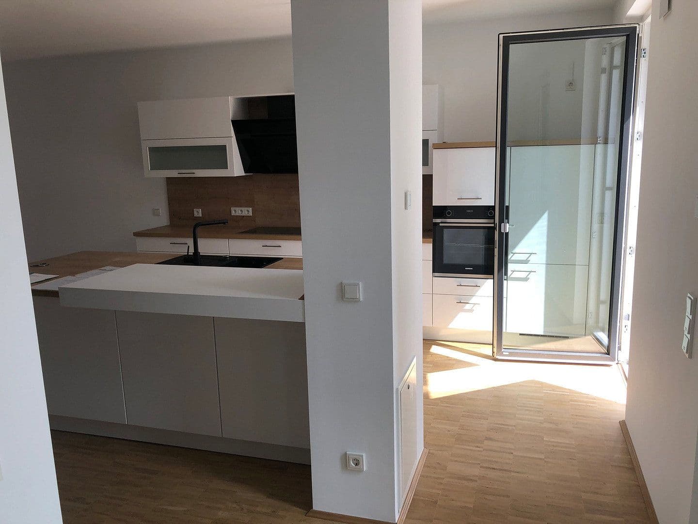 Prenájom bytu 3-izbový 134 m², Jippen 1, Bremen, Brémy Prenájom bytu 3-izbový 134 m², Jippen 1, Bremen, Brémy