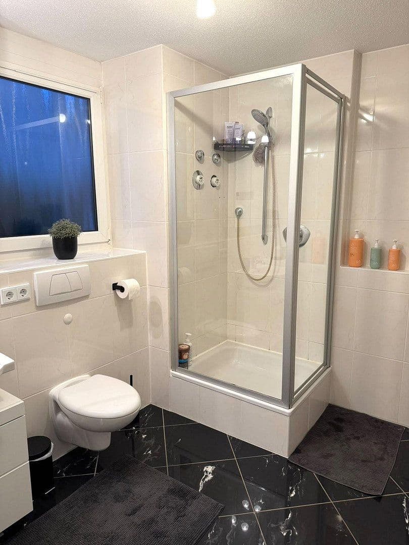 Prenájom bytu 2-izbový 60 m², Schleiermacherstraße 43b, Augsburg, Bavorsko Prenájom bytu 2-izbový 60 m², Schleiermacherstraße 43b, Augsburg, Bavorsko