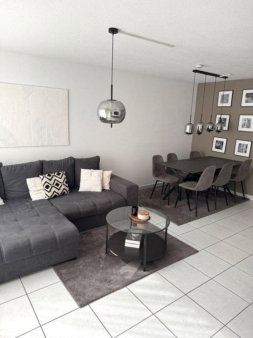 Prenájom bytu 2-izbový 60 m², Schleiermacherstraße 43b, Augsburg, Bavorsko Prenájom bytu 2-izbový 60 m², Schleiermacherstraße 43b, Augsburg, Bavorsko