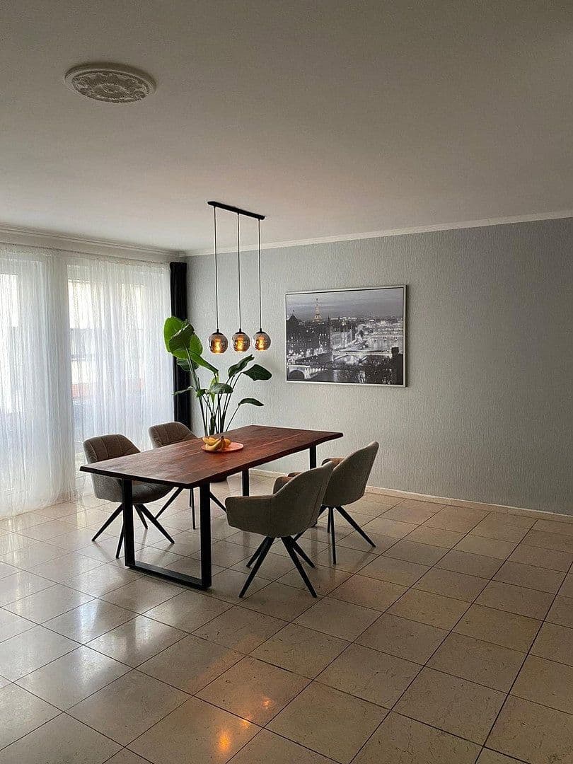 Prenájom bytu 1-izbový 57 m², Steinerstrasse 3, Bonn-Beuel, Severné Porýnie - Westfálsko Prenájom bytu 1-izbový 57 m², Steinerstrasse 3, Bonn-Beuel, Severné Porýnie - Westfálsko