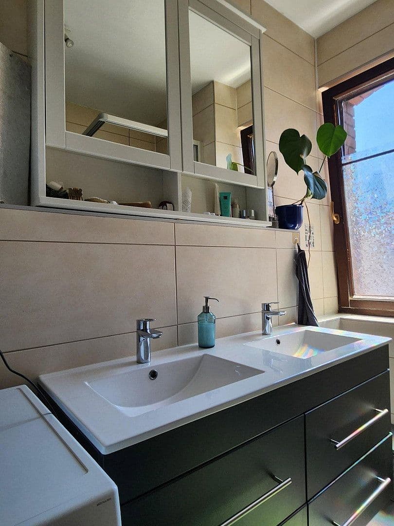 Prenájom bytu 5-izbový 105 m², Lange Straße, Fürth, Bavorsko Prenájom bytu 5-izbový 105 m², Lange Straße, Fürth, Bavorsko