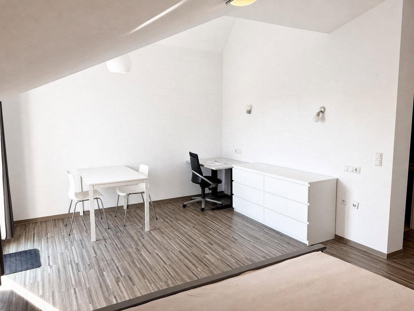 Prenájom bytu 1-izbový 34 m², Weberstr. 15/1, Salach, Bádensko-Wurttembersko Prenájom bytu 1-izbový 34 m², Weberstr. 15/1, Salach, Bádensko-Wurttembersko