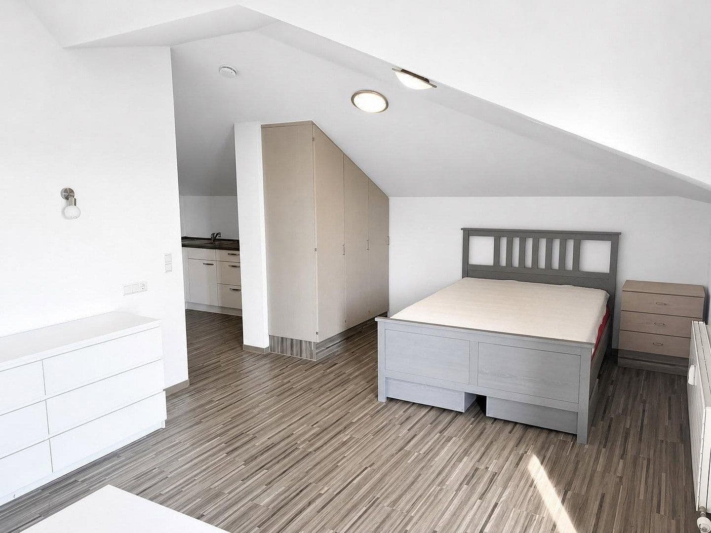 Prenájom bytu 1-izbový 34 m², Weberstr. 15/1, Salach, Bádensko-Wurttembersko Prenájom bytu 1-izbový 34 m², Weberstr. 15/1, Salach, Bádensko-Wurttembersko