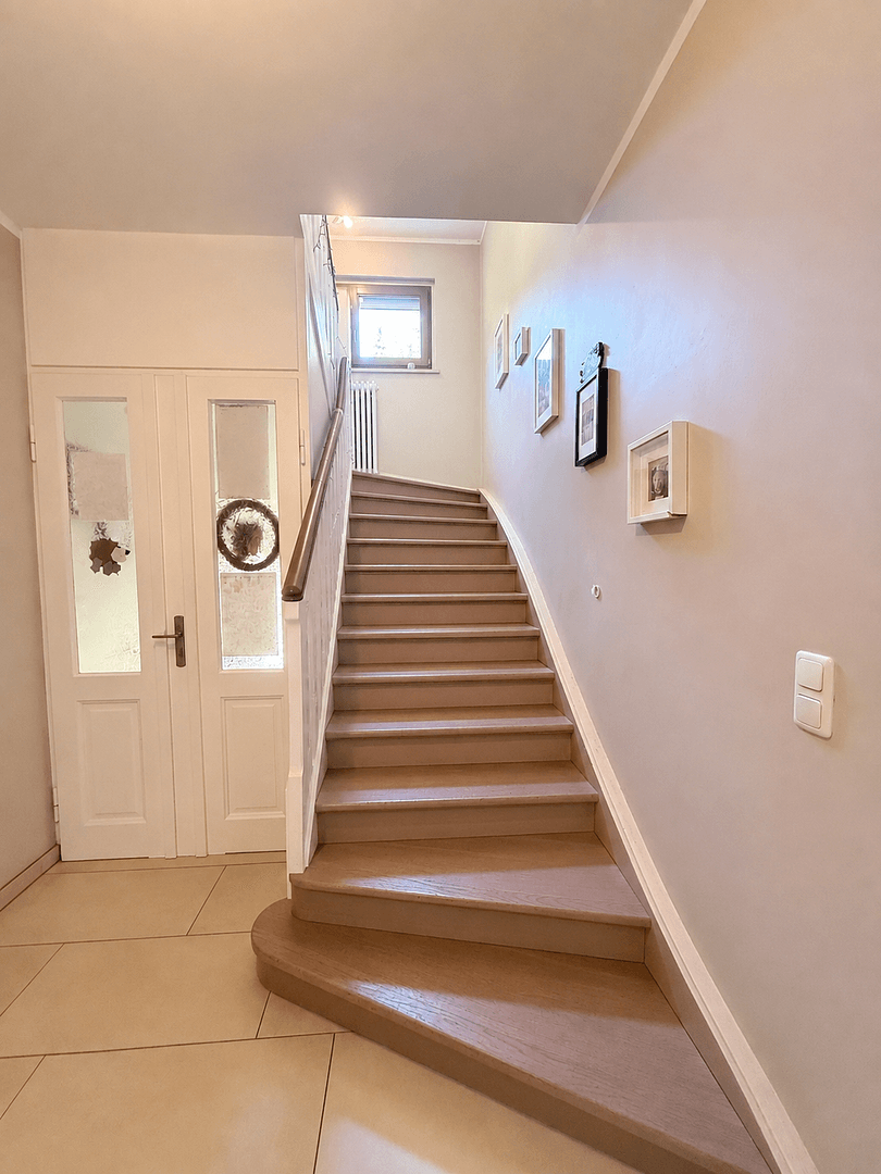 Predaj domu 145 m², pozemok 2.040 m², Radebeul, Sasko Predaj domu 145 m², pozemok 2.040 m², Radebeul, Sasko