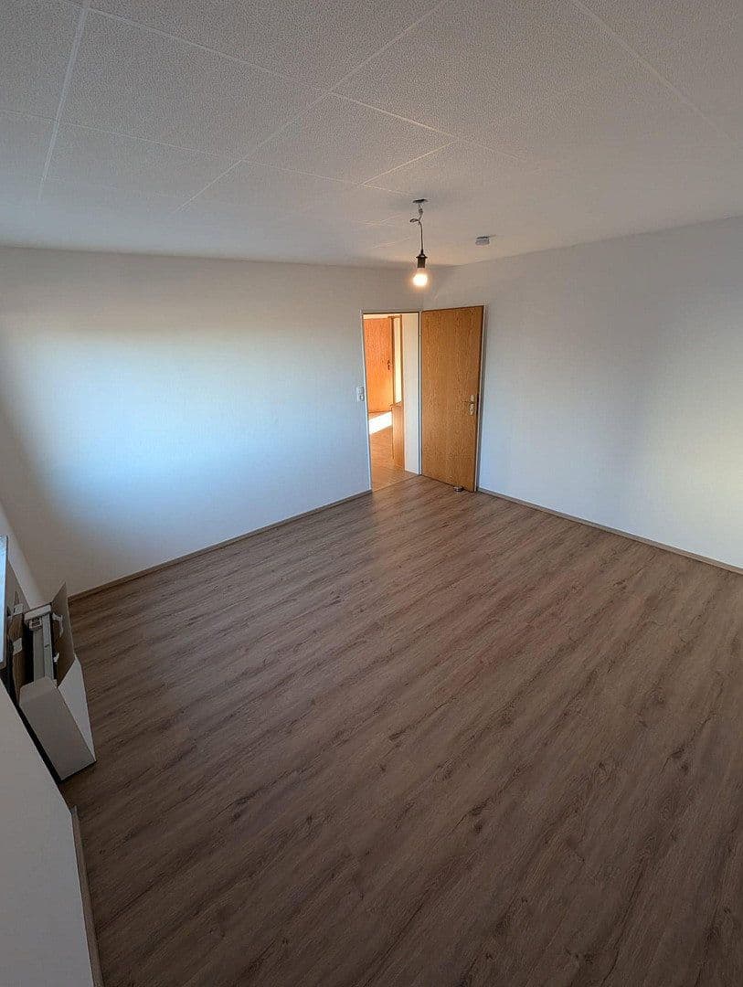 Prenájom bytu 4-izbový 97 m², Lindenberg im Allgäu, Bavorsko Prenájom bytu 4-izbový 97 m², Lindenberg im Allgäu, Bavorsko