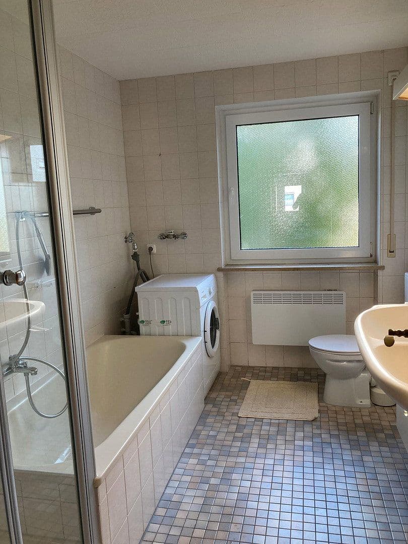 Prenájom bytu 4-izbový 97 m², Lindenberg im Allgäu, Bavorsko Prenájom bytu 4-izbový 97 m², Lindenberg im Allgäu, Bavorsko