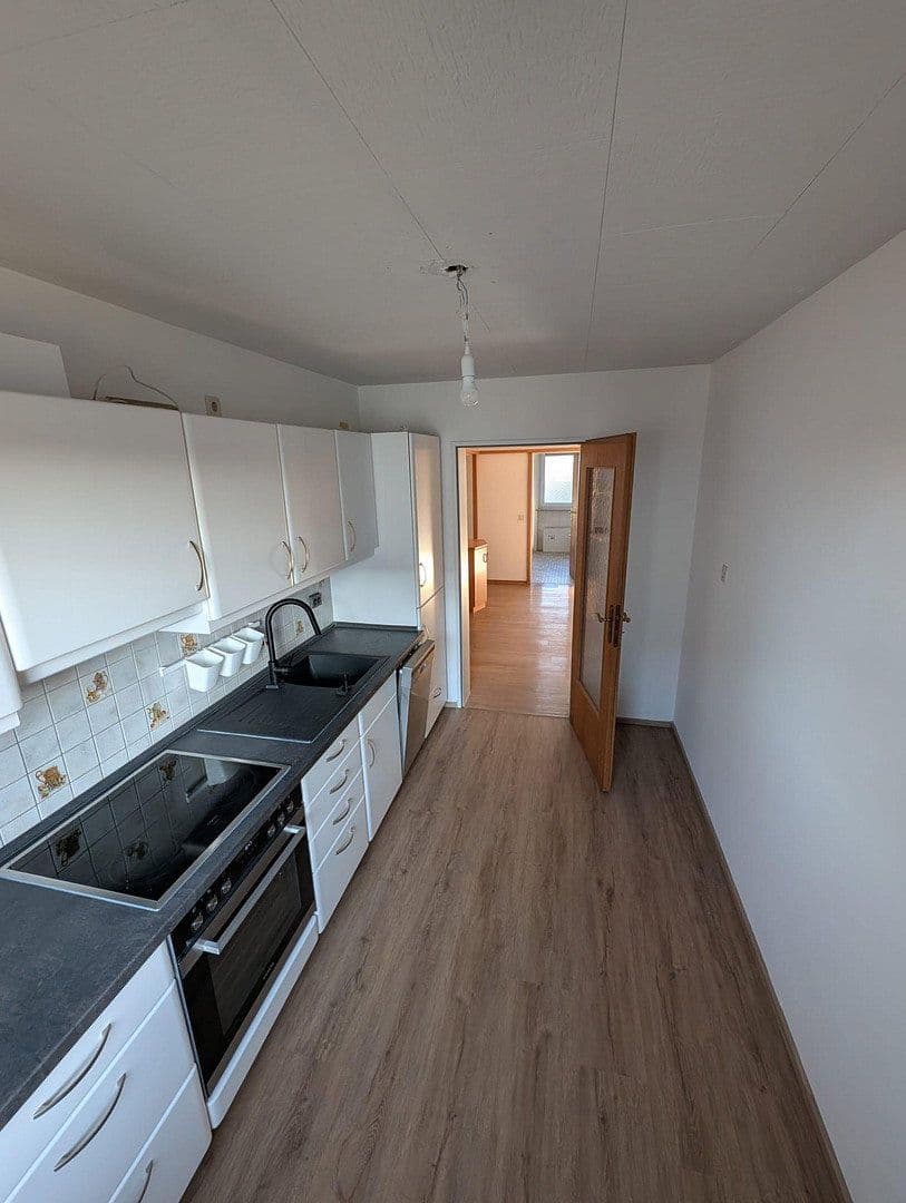 Prenájom bytu 4-izbový 97 m², Lindenberg im Allgäu, Bavorsko Prenájom bytu 4-izbový 97 m², Lindenberg im Allgäu, Bavorsko