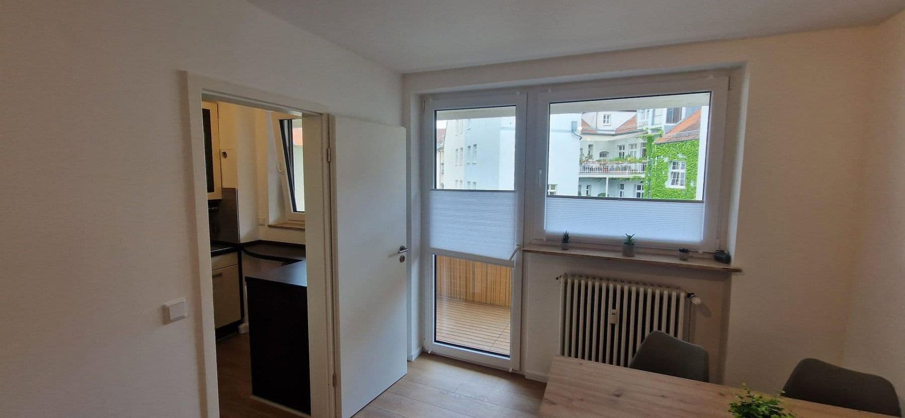 Prenájom bytu 2-izbový 55 m², Emilienstr. 6, Nürnberg, Bavorsko Prenájom bytu 2-izbový 55 m², Emilienstr. 6, Nürnberg, Bavorsko