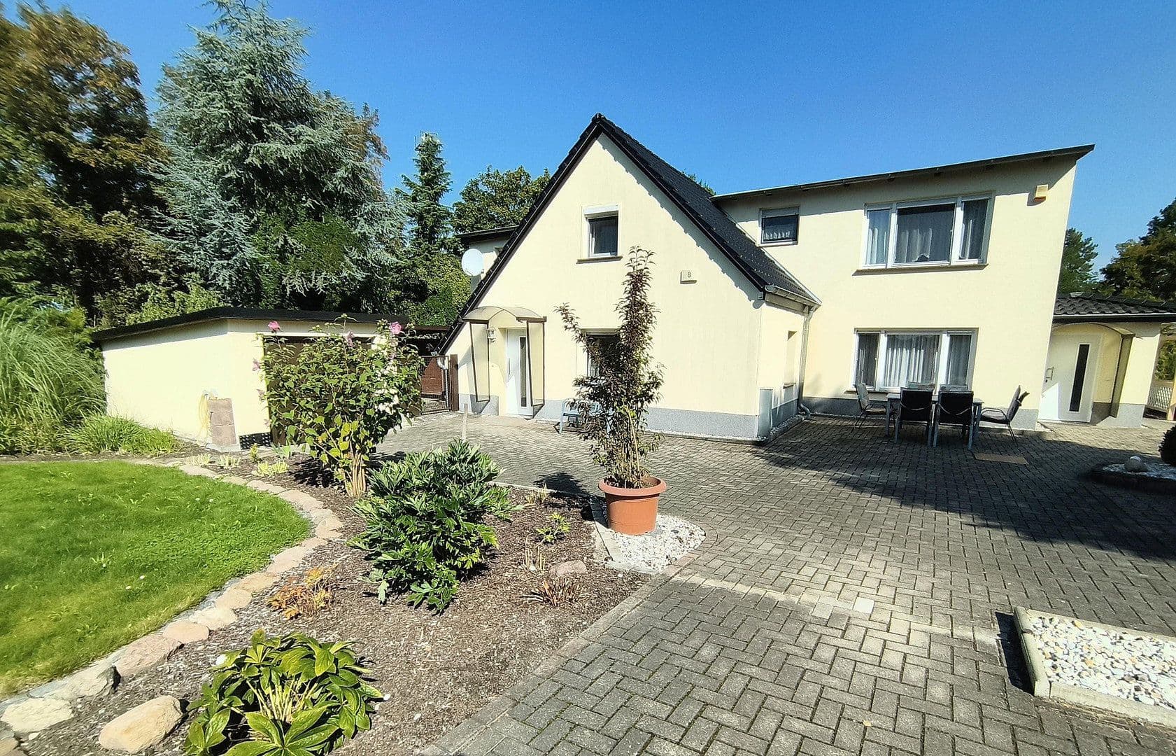 Predaj domu 197 m², pozemok 1.800 m², Leipzig, Sasko Predaj domu 197 m², pozemok 1.800 m², Leipzig, Sasko