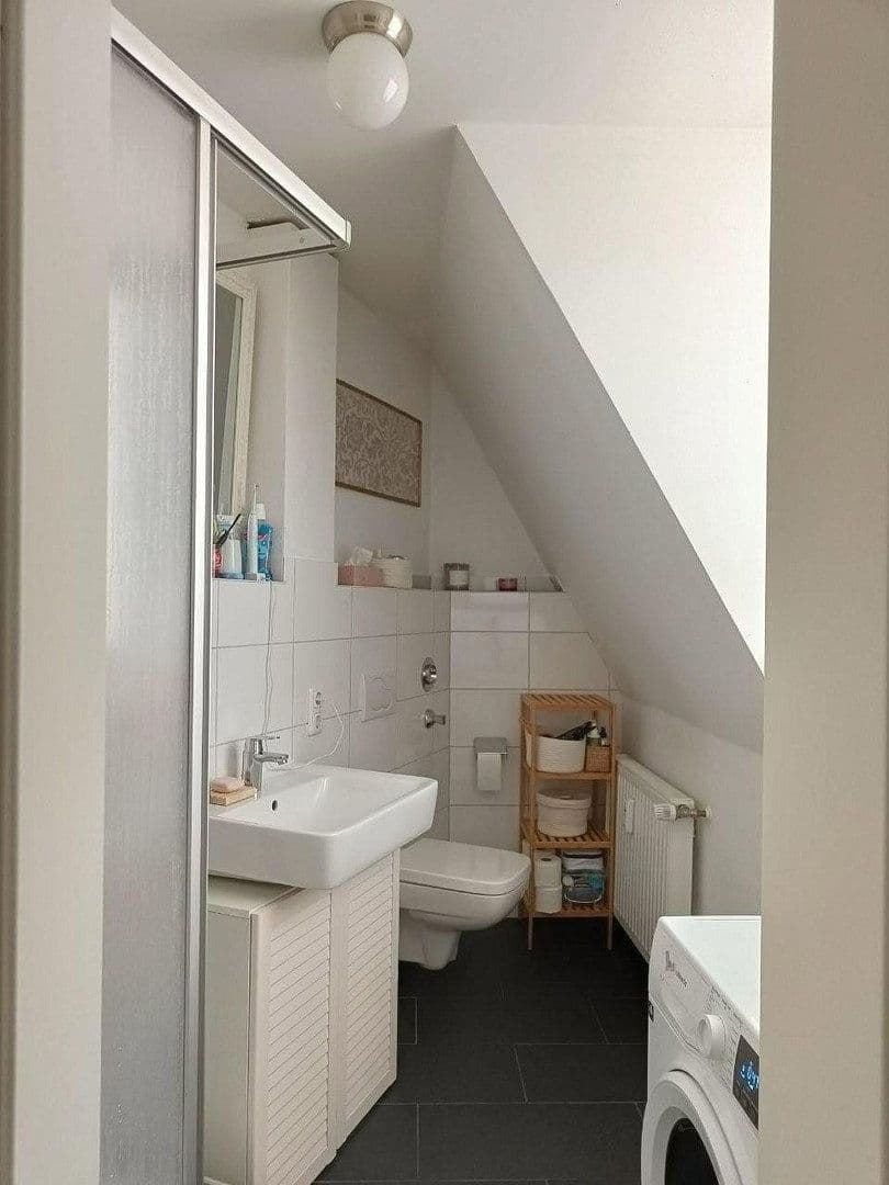 Prenájom bytu 1-izbový 26 m², München, Bavorsko Prenájom bytu 1-izbový 26 m², München, Bavorsko