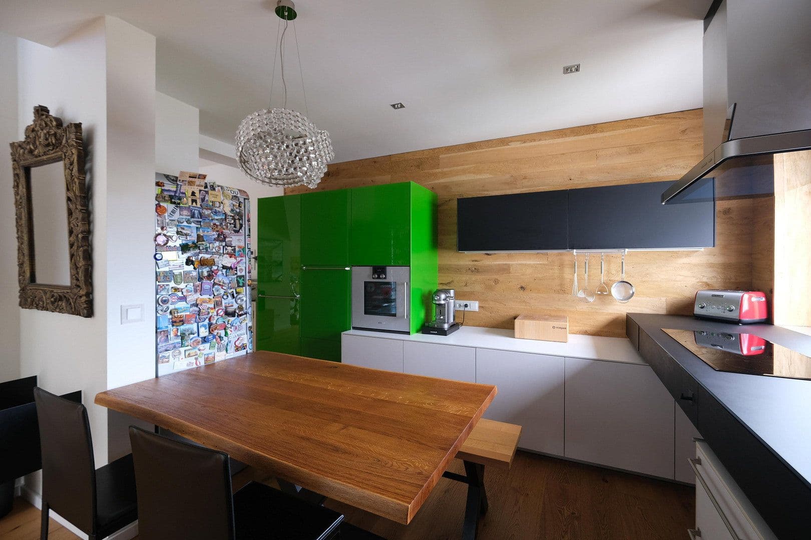 Predaj domu 398 m², pozemok 1.355 m², Reichertshausen, Bavorsko Predaj domu 398 m², pozemok 1.355 m², Reichertshausen, Bavorsko