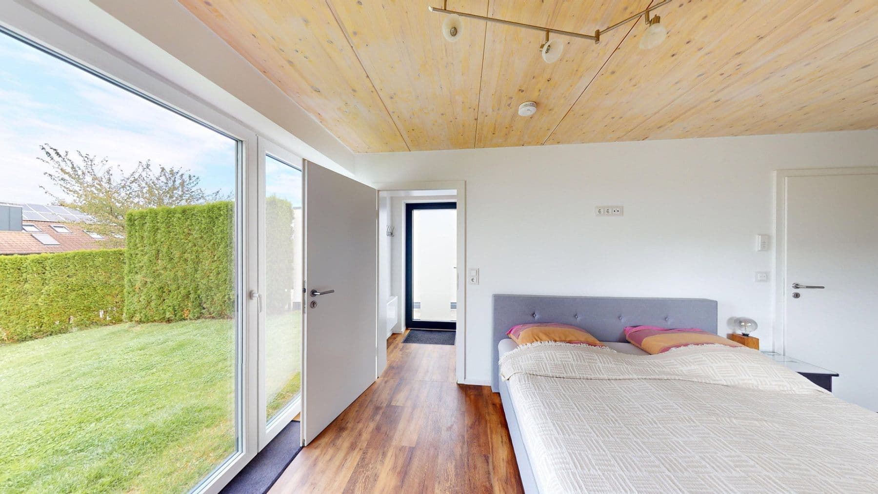 Predaj domu 398 m², pozemok 1.355 m², Reichertshausen, Bavorsko Predaj domu 398 m², pozemok 1.355 m², Reichertshausen, Bavorsko