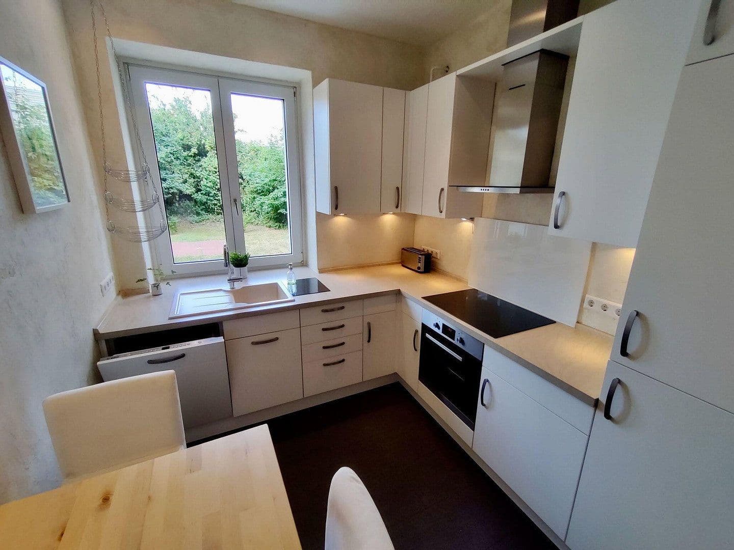 Predaj bytu 3-izbový 75 m², Bischofsholer Damm 22, Hannover, Dolné Sasko Predaj bytu 3-izbový 75 m², Bischofsholer Damm 22, Hannover, Dolné Sasko