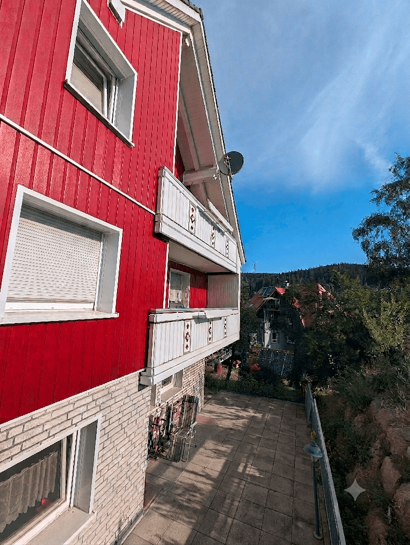 Prenájom bytu 4-izbový 98 m², Schwarzwaldstraße 6, Schonach im Schwarzwald, Bádensko-Wurttembersko Prenájom bytu 4-izbový 98 m², Schwarzwaldstraße 6, Schonach im Schwarzwald, Bádensko-Wurttembersko