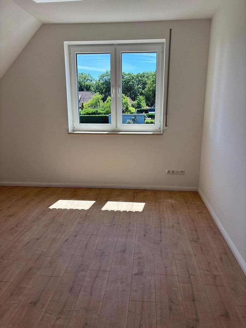 Prenájom domu 170 m², pozemok 350 m², Großenkneten, Dolné Sasko Prenájom domu 170 m², pozemok 350 m², Großenkneten, Dolné Sasko
