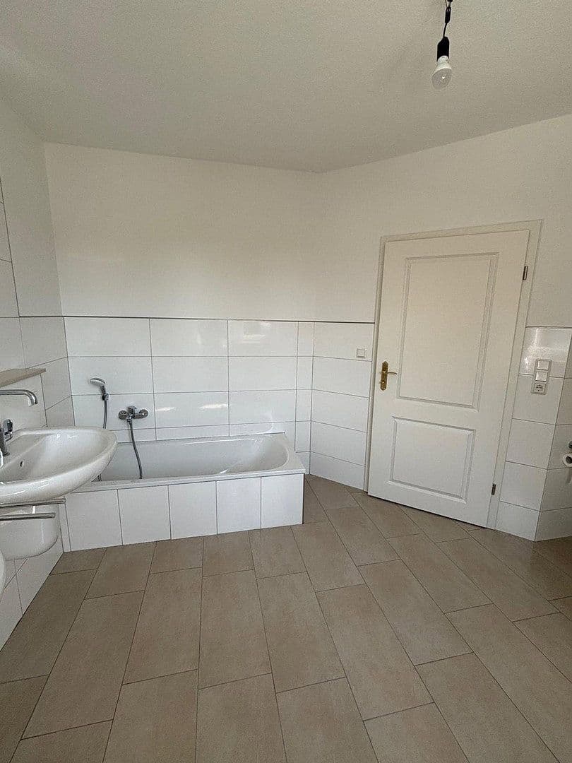 Prenájom domu 170 m², pozemok 350 m², Großenkneten, Dolné Sasko Prenájom domu 170 m², pozemok 350 m², Großenkneten, Dolné Sasko