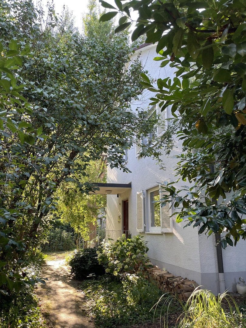 Predaj domu 164 m², pozemok 607 m², Staufen im Breisgau, Bádensko-Wurttembersko Predaj domu 164 m², pozemok 607 m², Staufen im Breisgau, Bádensko-Wurttembersko