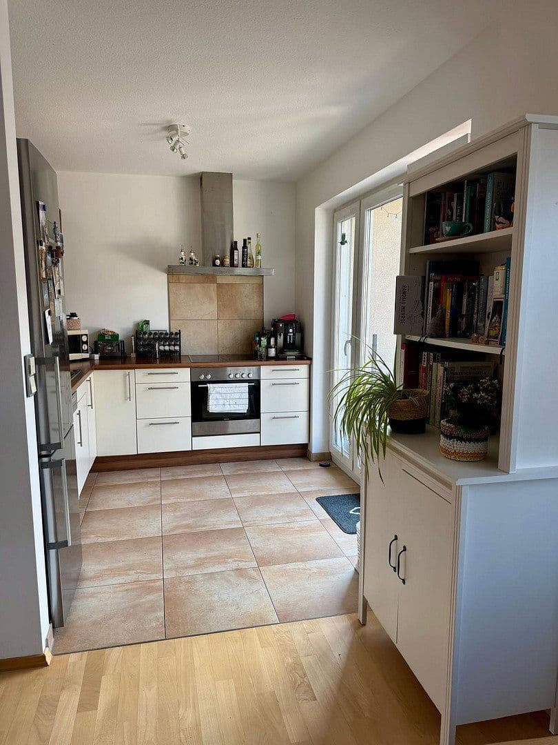 Prenájom bytu 2-izbový 70 m², Berckhauserstraße 12, Nürnberg, Bavorsko Prenájom bytu 2-izbový 70 m², Berckhauserstraße 12, Nürnberg, Bavorsko