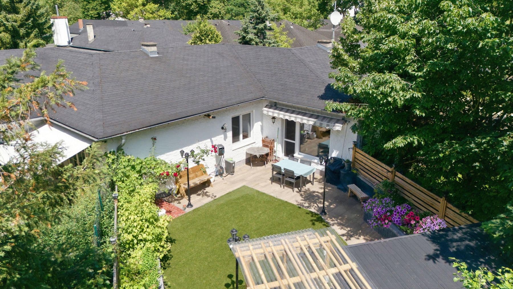 Predaj domu 80 m², pozemok 200 m², Insterburgallee 22B, Berlin, Berlín Predaj domu 80 m², pozemok 200 m², Insterburgallee 22B, Berlin, Berlín
