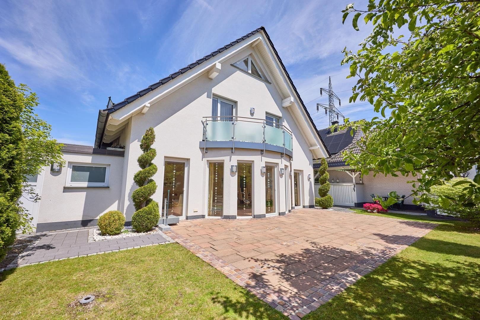 Predaj domu 152 m², pozemok 378 m², Meschede, Severné Porýnie - Westfálsko Predaj domu 152 m², pozemok 378 m², Meschede, Severné Porýnie - Westfálsko