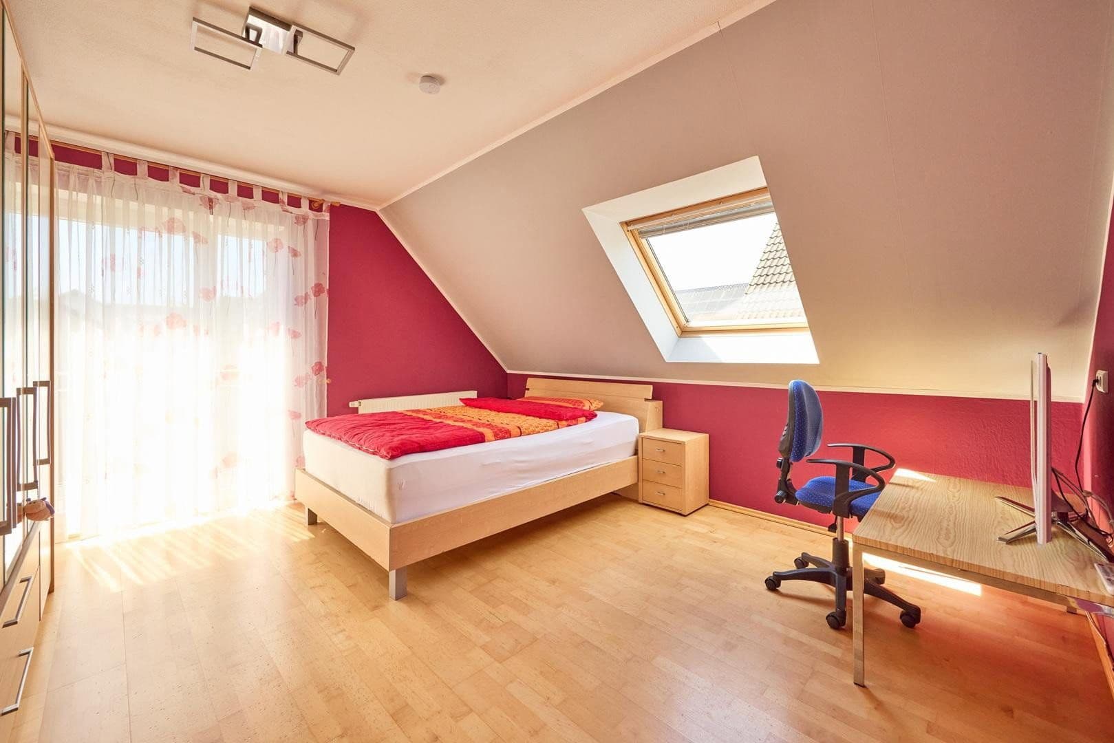 Predaj domu 152 m², pozemok 378 m², Meschede, Severné Porýnie - Westfálsko Predaj domu 152 m², pozemok 378 m², Meschede, Severné Porýnie - Westfálsko