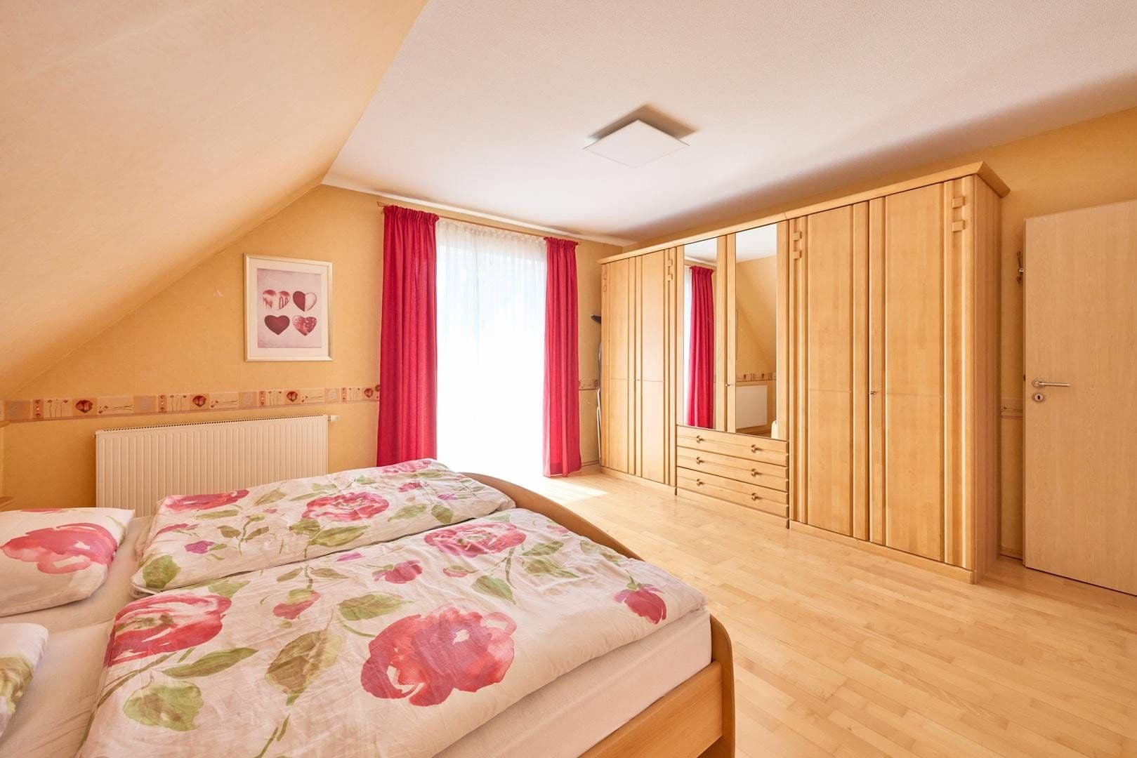 Predaj domu 152 m², pozemok 378 m², Meschede, Severné Porýnie - Westfálsko Predaj domu 152 m², pozemok 378 m², Meschede, Severné Porýnie - Westfálsko