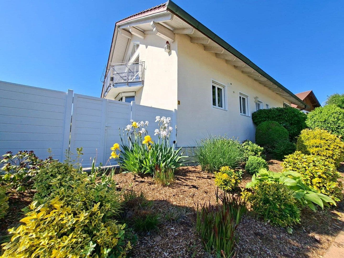 Predaj domu 276 m², pozemok 629 m², Am Weinberg 20, Niederviehbach, Bavorsko Predaj domu 276 m², pozemok 629 m², Am Weinberg 20, Niederviehbach, Bavorsko