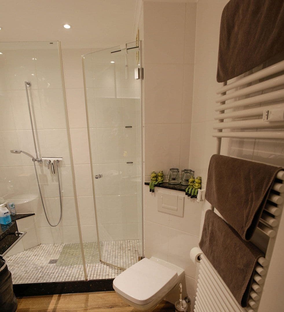 Predaj bytu 3-izbový 91 m², Niermannsweg 35, Erkrath, Severné Porýnie - Westfálsko Predaj bytu 3-izbový 91 m², Niermannsweg 35, Erkrath, Severné Porýnie - Westfálsko