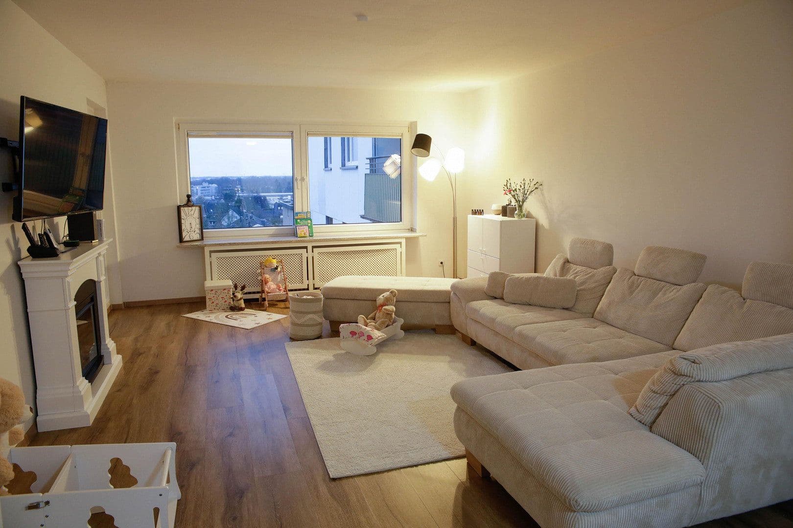 Predaj bytu 3-izbový 91 m², Niermannsweg 35, Erkrath, Severné Porýnie - Westfálsko Predaj bytu 3-izbový 91 m², Niermannsweg 35, Erkrath, Severné Porýnie - Westfálsko