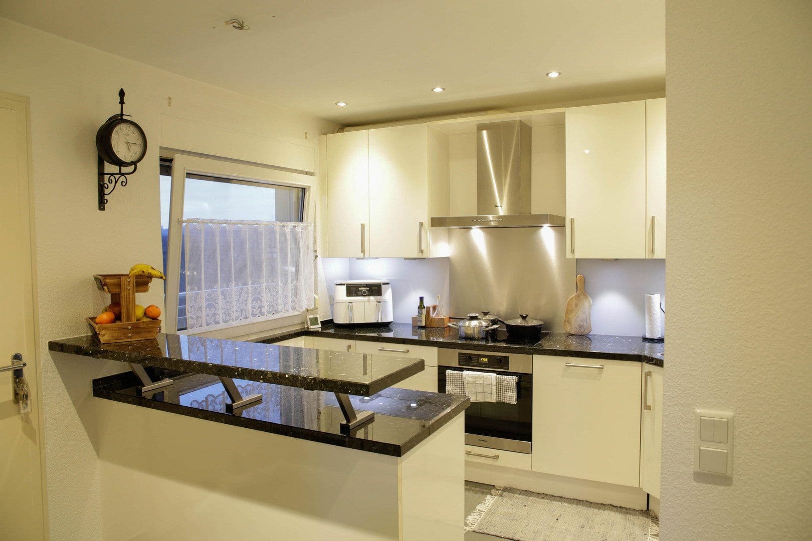 Predaj bytu 3-izbový 91 m², Niermannsweg 35, Erkrath, Severné Porýnie - Westfálsko Predaj bytu 3-izbový 91 m², Niermannsweg 35, Erkrath, Severné Porýnie - Westfálsko