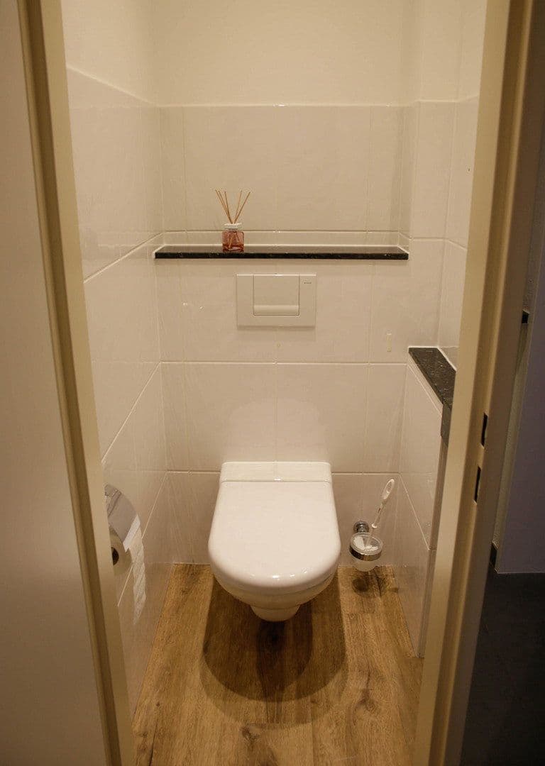 Predaj bytu 3-izbový 91 m², Niermannsweg 35, Erkrath, Severné Porýnie - Westfálsko Predaj bytu 3-izbový 91 m², Niermannsweg 35, Erkrath, Severné Porýnie - Westfálsko
