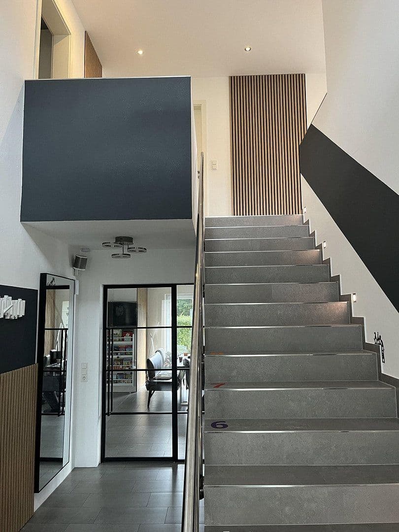 Predaj domu 221 m², pozemok 598 m², Lilienthal, Dolné Sasko Predaj domu 221 m², pozemok 598 m², Lilienthal, Dolné Sasko
