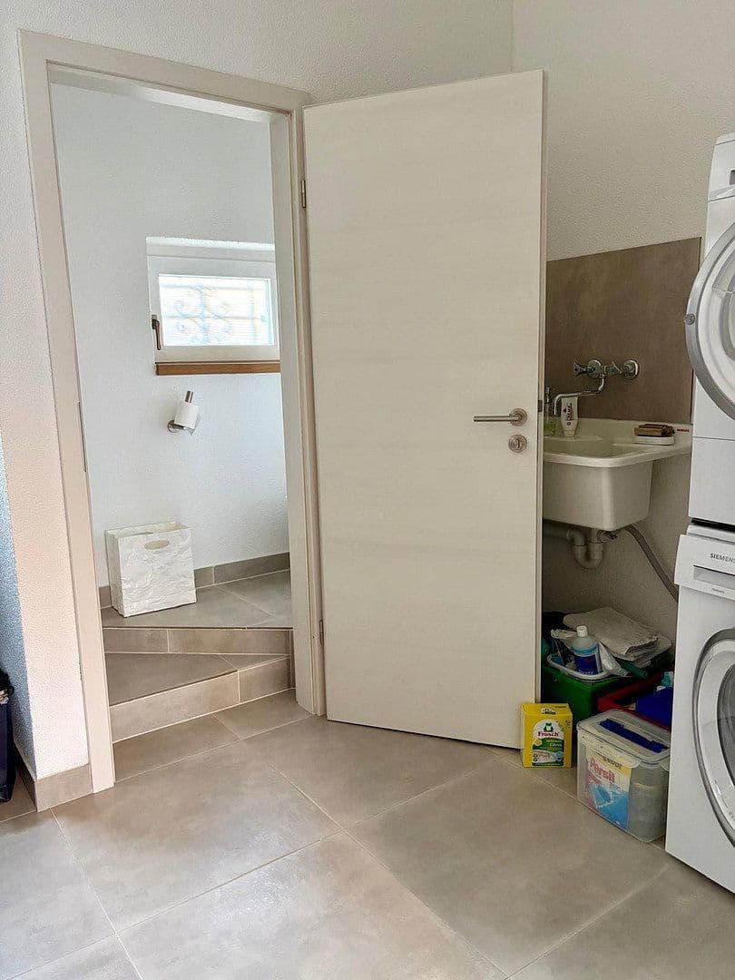 Predaj domu 130 m², pozemok 214 m², Weil der Stadt, Bádensko-Wurttembersko Predaj domu 130 m², pozemok 214 m², Weil der Stadt, Bádensko-Wurttembersko