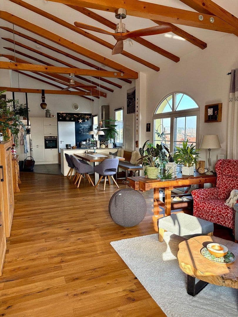 Predaj domu 130 m², pozemok 214 m², Weil der Stadt, Bádensko-Wurttembersko Predaj domu 130 m², pozemok 214 m², Weil der Stadt, Bádensko-Wurttembersko