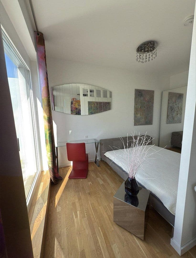 Prenájom bytu 1-izbový 45 m², Berlin, Berlín Prenájom bytu 1-izbový 45 m², Berlin, Berlín