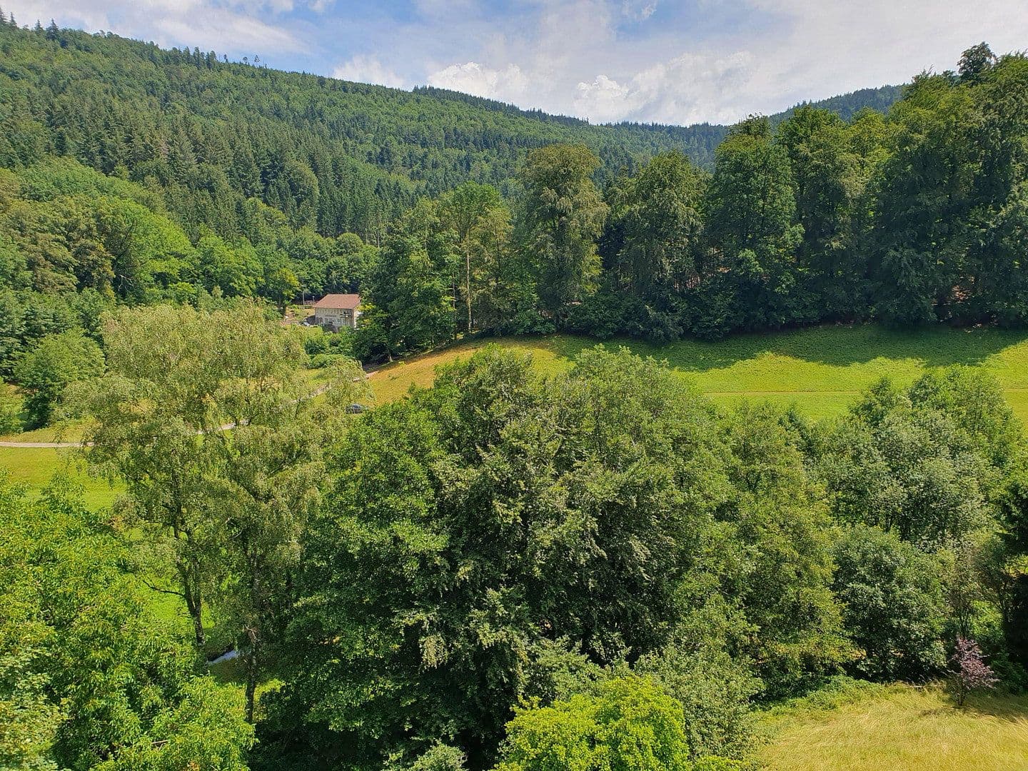 Predaj bytu 4-izbový 100 m², Bad Herrenalb, Bádensko-Wurttembersko Predaj bytu 4-izbový 100 m², Bad Herrenalb, Bádensko-Wurttembersko