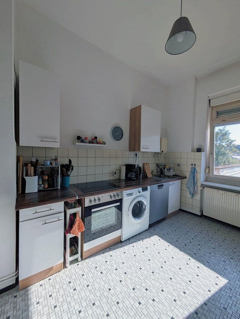 Prenájom bytu 2-izbový 60 m², Nuits - Str. 6, Karlsruhe, Bádensko-Wurttembersko Prenájom bytu 2-izbový 60 m², Nuits - Str. 6, Karlsruhe, Bádensko-Wurttembersko