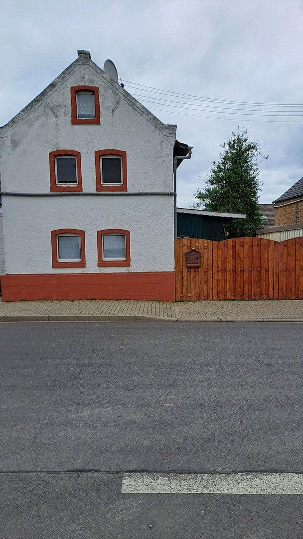 Predaj domu 90 m², pozemok 272 m², Mechernich, Severné Porýnie - Westfálsko Predaj domu 90 m², pozemok 272 m², Mechernich, Severné Porýnie - Westfálsko