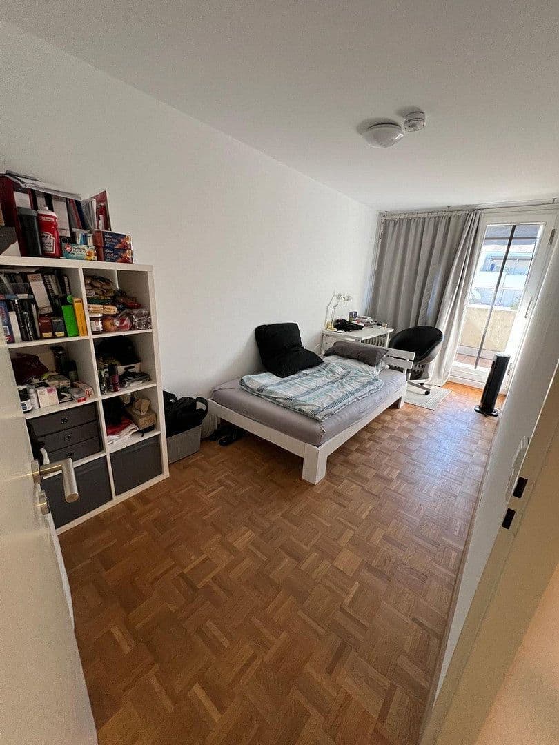 Prenájom bytu 6-izbový 160 m², Ludwigshafen, Porýnie-Falcko Prenájom bytu 6-izbový 160 m², Ludwigshafen, Porýnie-Falcko