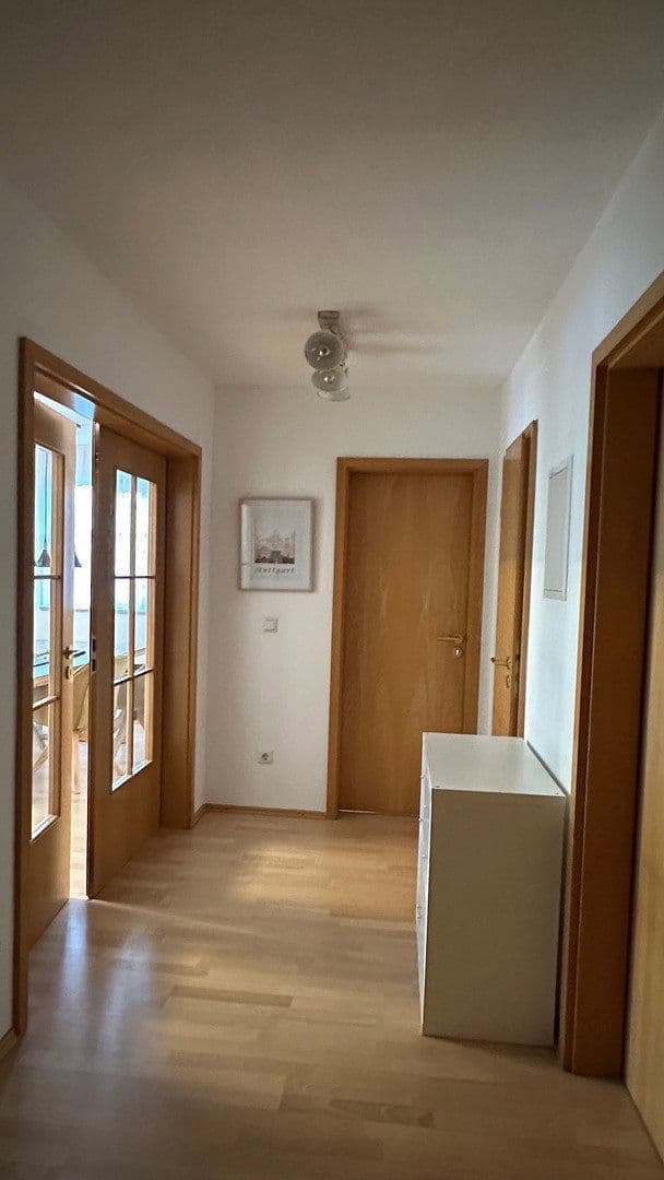 Prenájom bytu 2-izbový 71 m², München, Bavorsko Prenájom bytu 2-izbový 71 m², München, Bavorsko