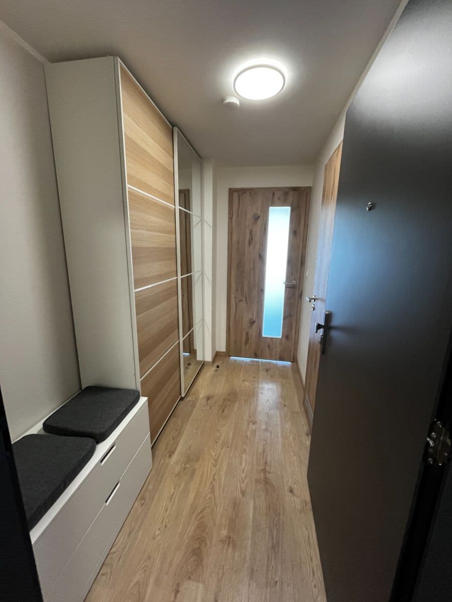Prenájom bytu 1-izbový 32 m², Jáchymovská, Praha, Praha Prenájom bytu 1-izbový 32 m², Jáchymovská, Praha, Praha