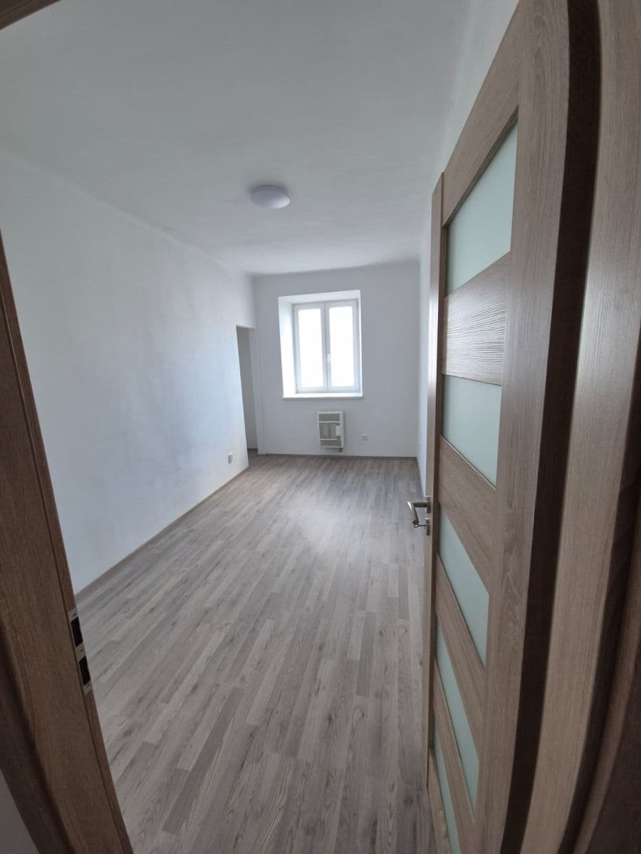 Prenájom bytu 2-izbový 45 m², Provazníkova, Brno, Jihomoravský kraj Prenájom bytu 2-izbový 45 m², Provazníkova, Brno, Jihomoravský kraj