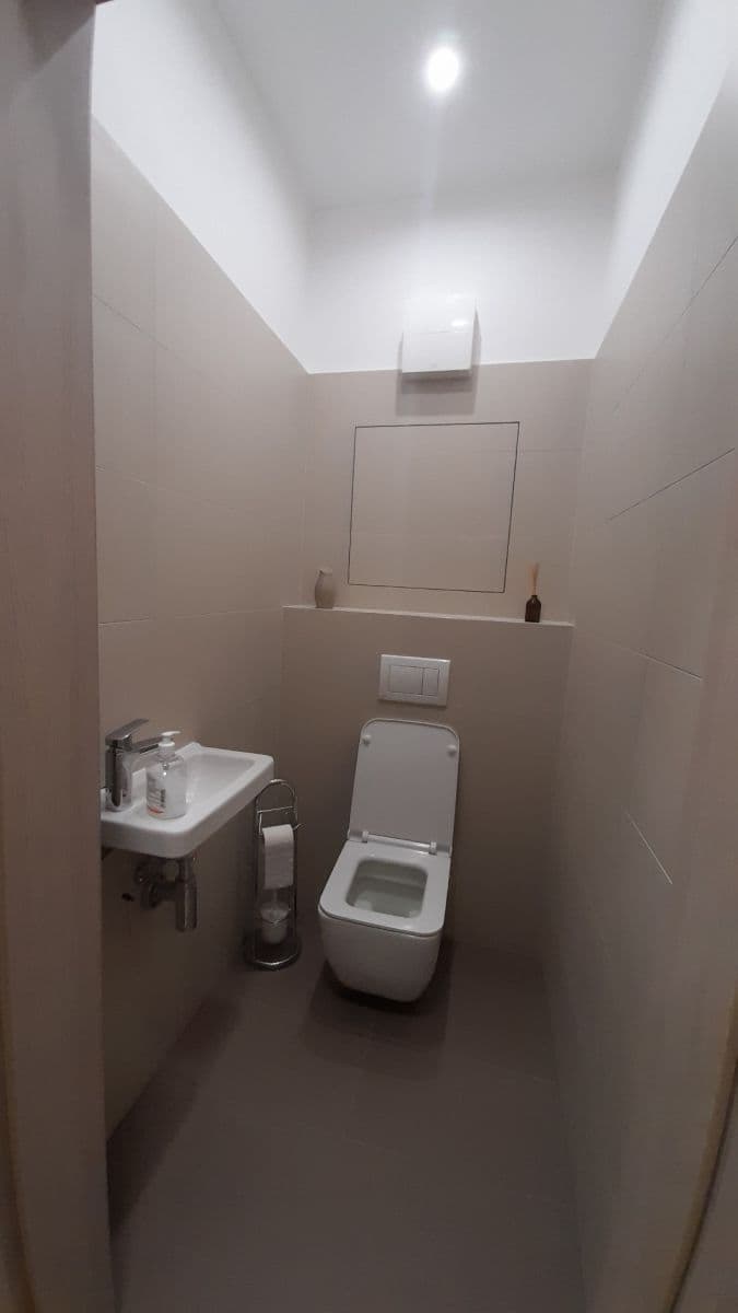 Predaj bytu 2-izbový 53 m², Hany Ponickej, Lamač, Bratislavský kraj Predaj bytu 2-izbový 53 m², Hany Ponickej, Lamač, Bratislavský kraj