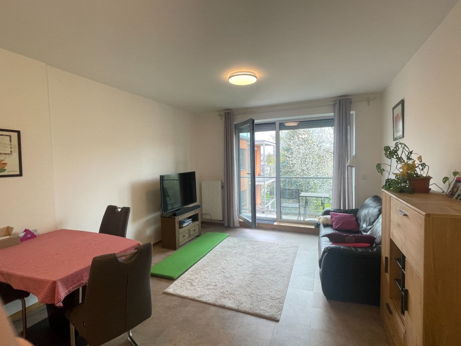 Prenájom bytu 2-izbový 48 m², Terronská, Praha, Praha Prenájom bytu 2-izbový 48 m², Terronská, Praha, Praha