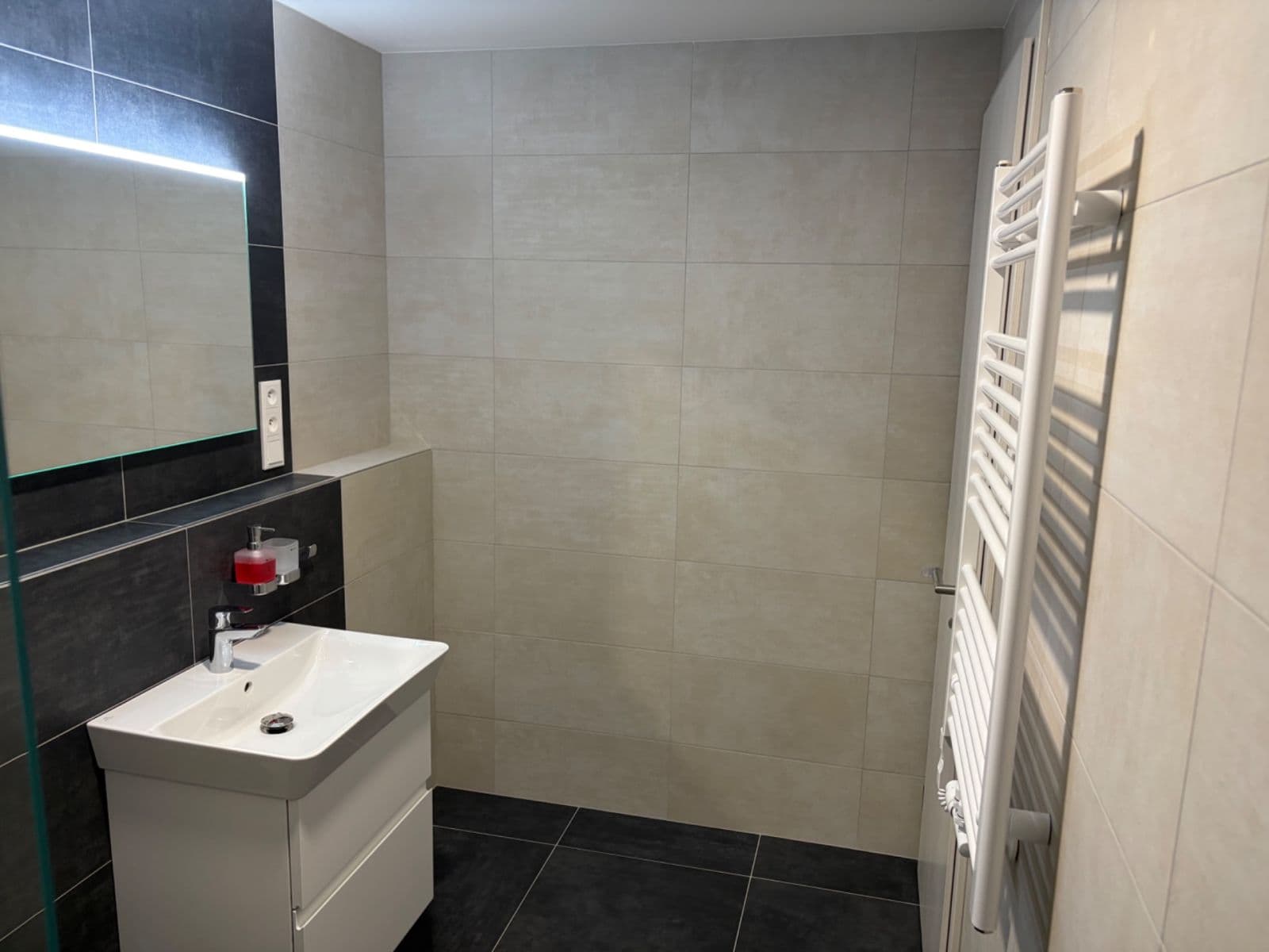Prenájom bytu 1-izbový 38 m², Pšeničná, Hořovice, Středočeský kraj Prenájom bytu 1-izbový 38 m², Pšeničná, Hořovice, Středočeský kraj