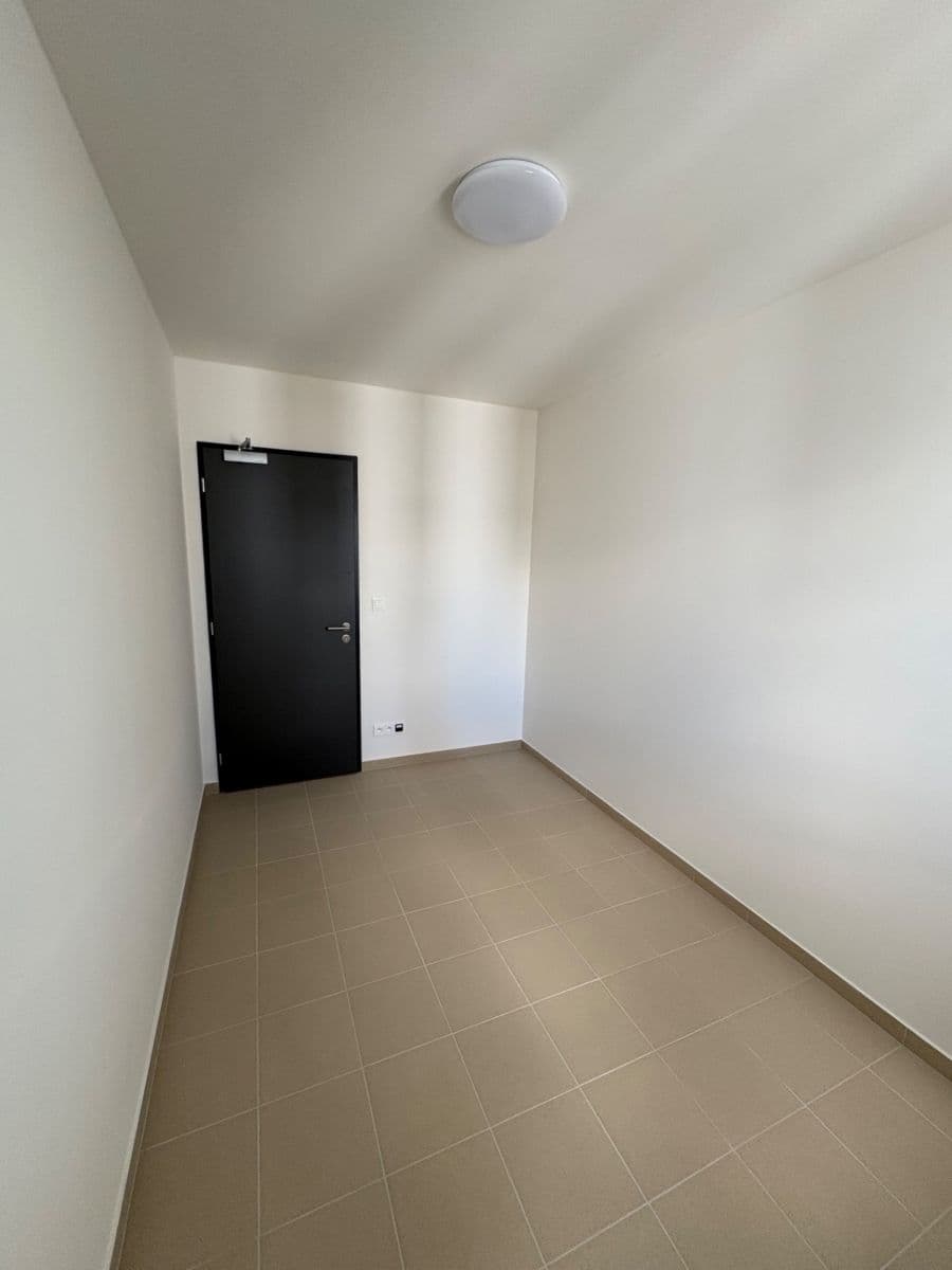 Prenájom bytu 1-izbový 38 m², Pšeničná, Hořovice, Středočeský kraj Prenájom bytu 1-izbový 38 m², Pšeničná, Hořovice, Středočeský kraj