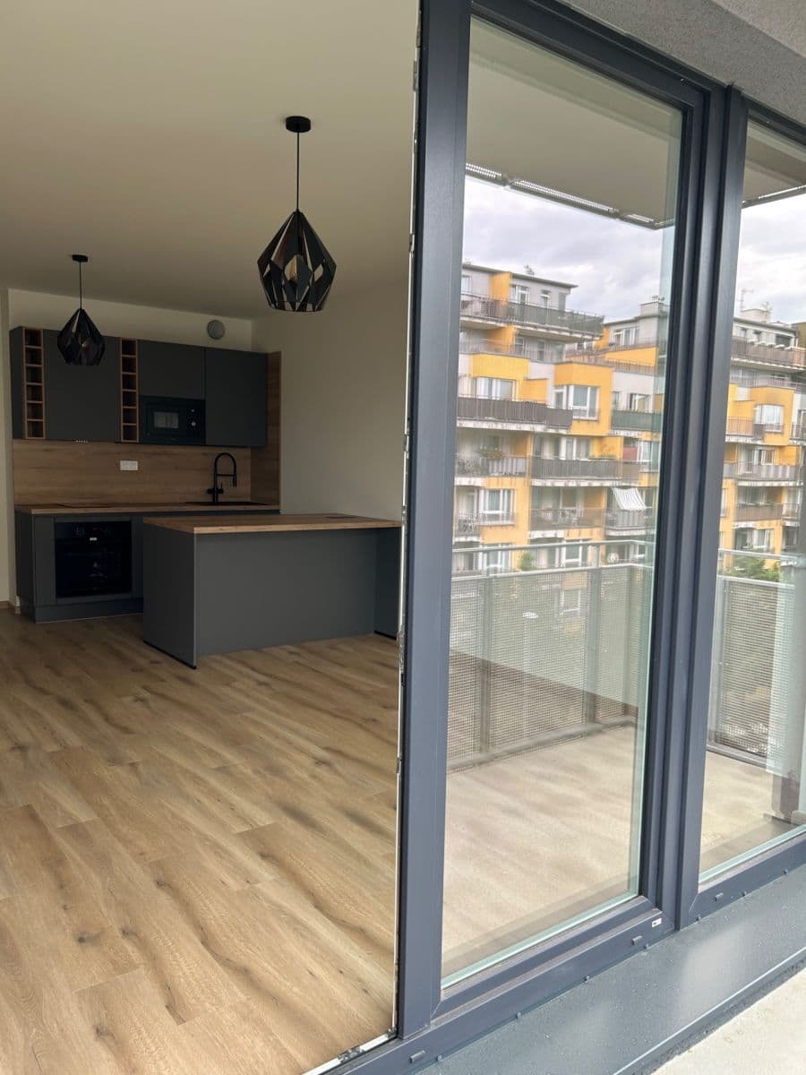 Prenájom bytu 1-izbový 35 m², Gerstelova, Praha, Praha Prenájom bytu 1-izbový 35 m², Gerstelova, Praha, Praha