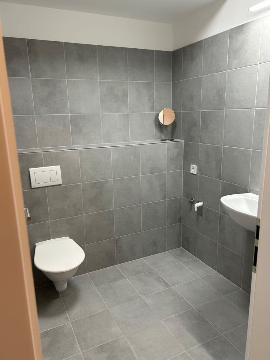 Prenájom bytu 1-izbový 35 m², Gerstelova, Praha, Praha Prenájom bytu 1-izbový 35 m², Gerstelova, Praha, Praha