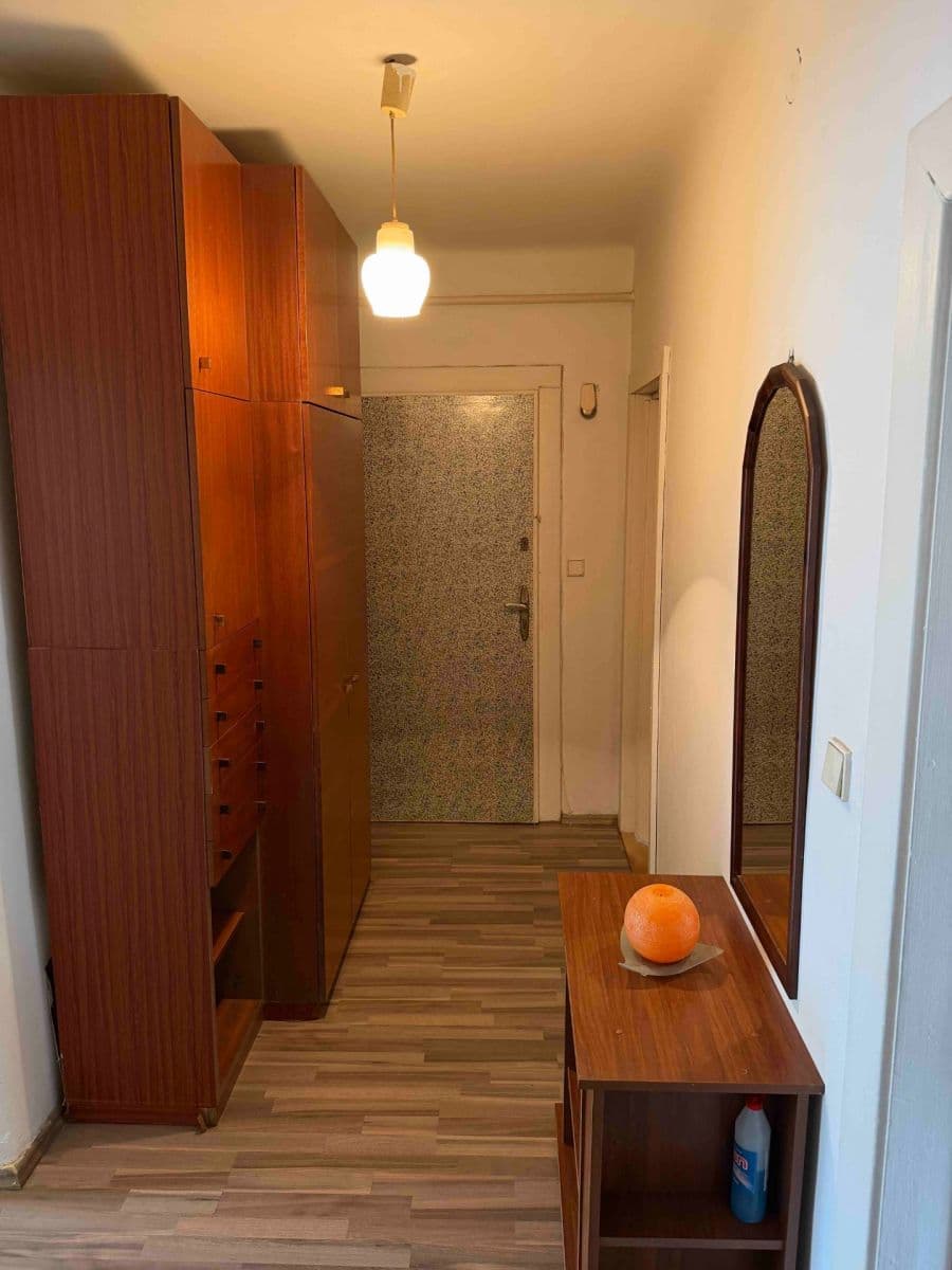 Prenájom bytu 2-izbový 40 m², Klicperova, Olomouc, Olomoucký kraj Prenájom bytu 2-izbový 40 m², Klicperova, Olomouc, Olomoucký kraj